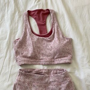 Gymshark Matching Pink Sports Bra and Leggings Set